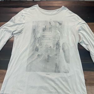 Long sleeve Lulu lemon shirt